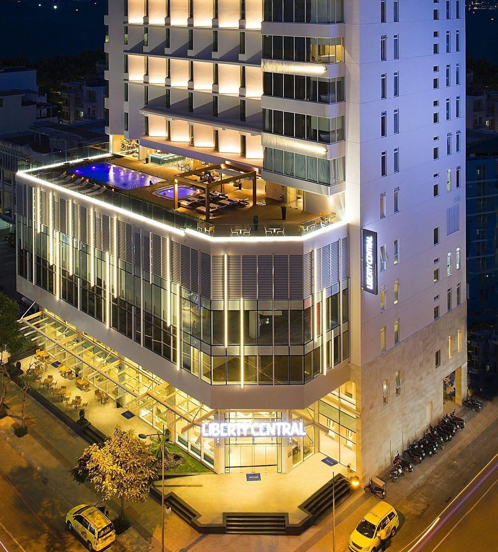 Liberty Central Nha Trang Hotel Buitenkant foto